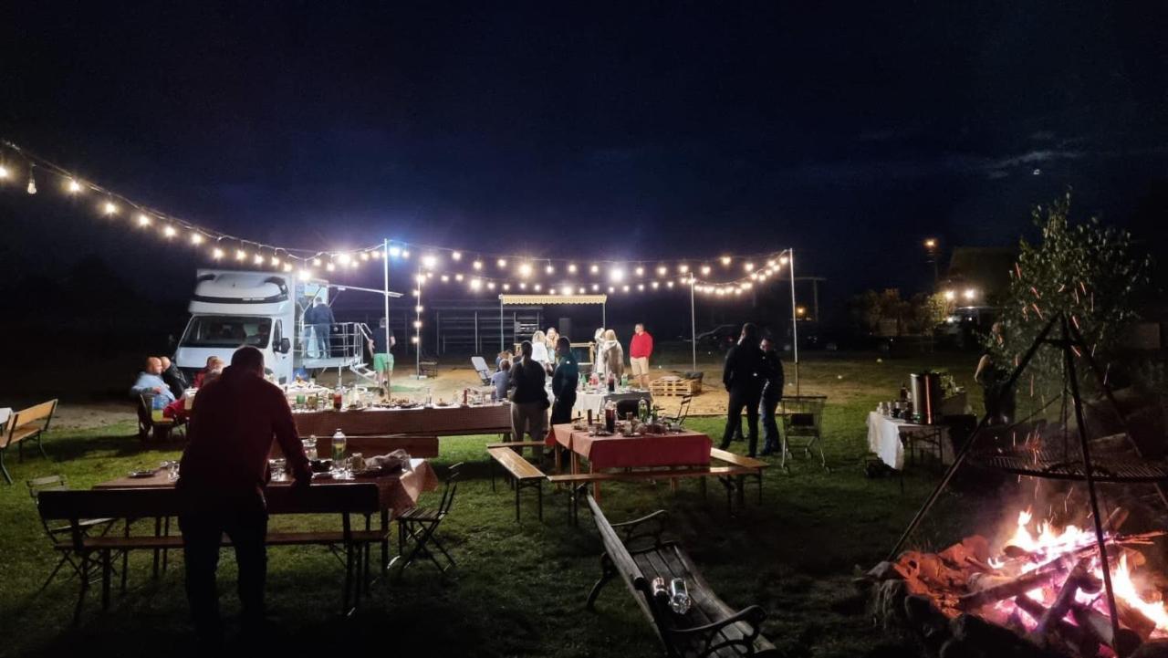 Gniazdo W Felicjanowie Uniejow Bagian luar foto
